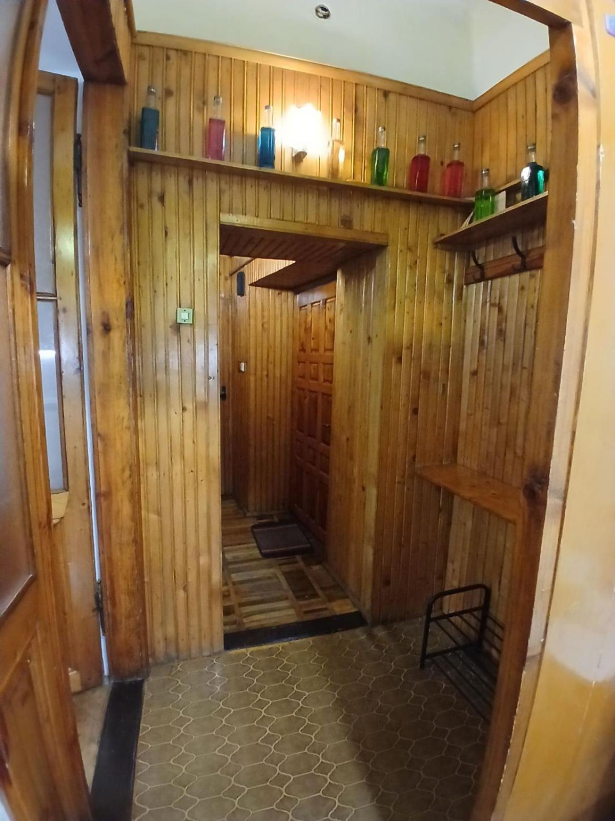 Бюджетная Квартира На Леси Украинки Lviv Exteriör bild