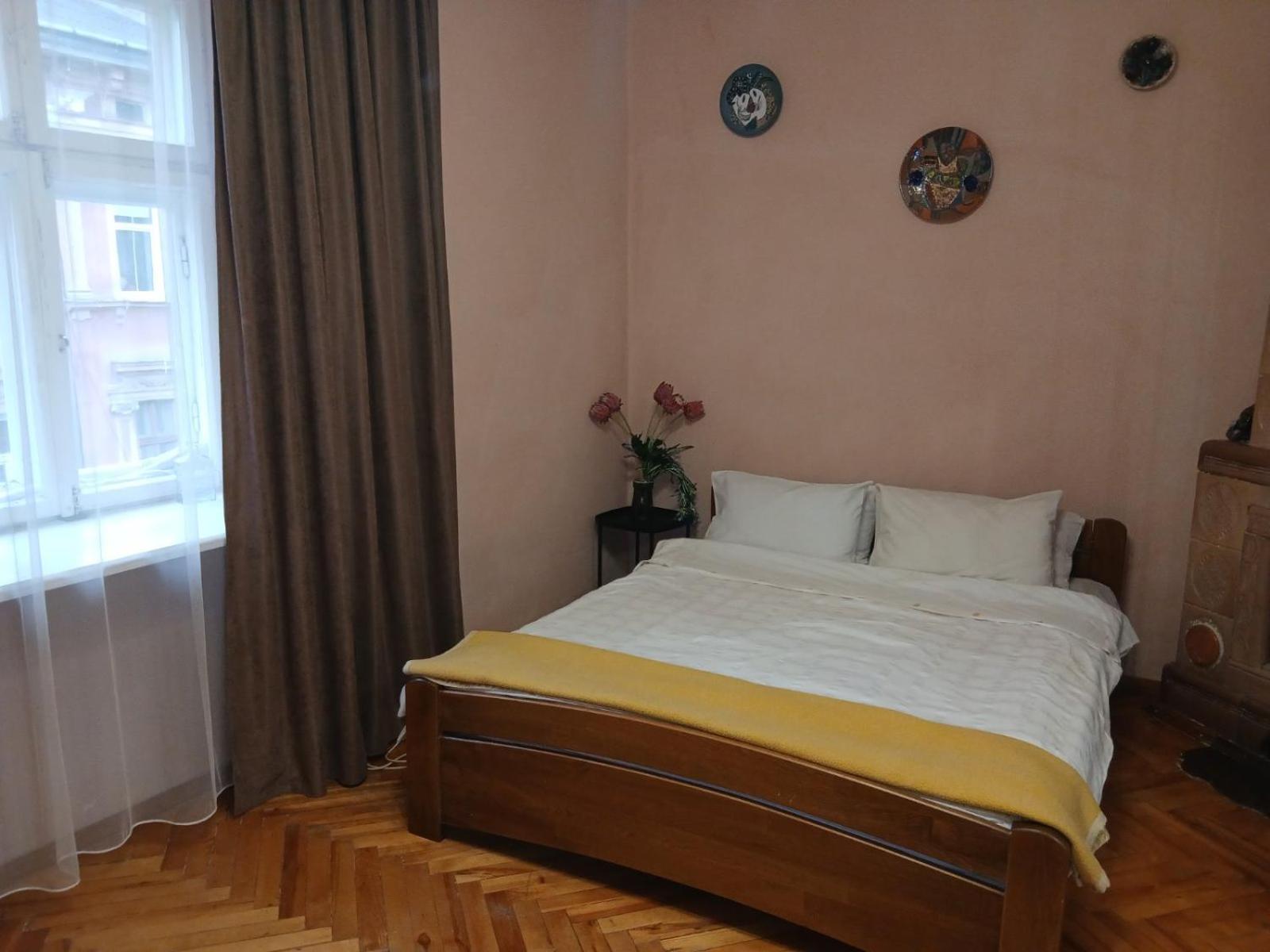 Бюджетная Квартира На Леси Украинки Lviv Exteriör bild