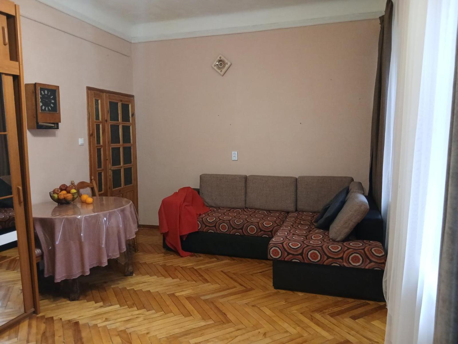 Бюджетная Квартира На Леси Украинки Lviv Exteriör bild